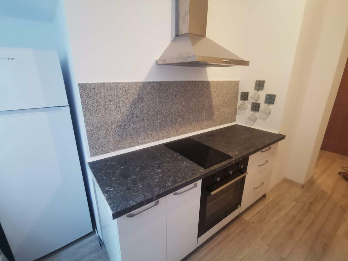 Youth Central Apartment Targu Mures Luaran gambar